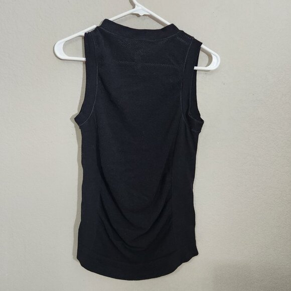 Athleta Black Foresthills Ascent Tank Top Sleeveless Lightweight Womens Size L - Picture 3 of 9
